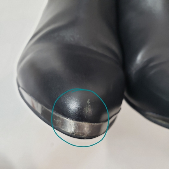 Seychelles Black Leather Pointed Toe Buckle Ankle Booties Size 6 - Picture 11 of 14